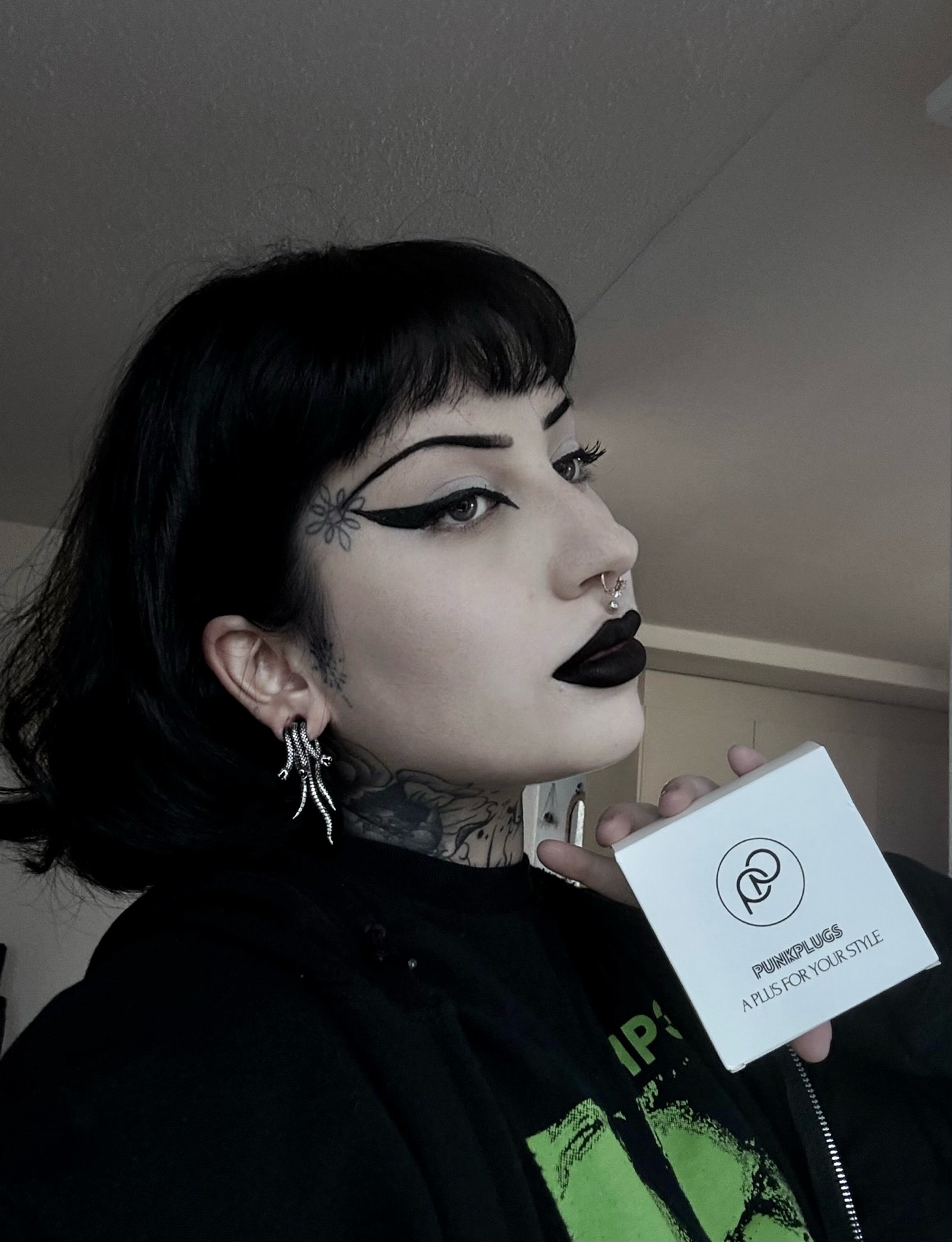 Snake Ear Hangers