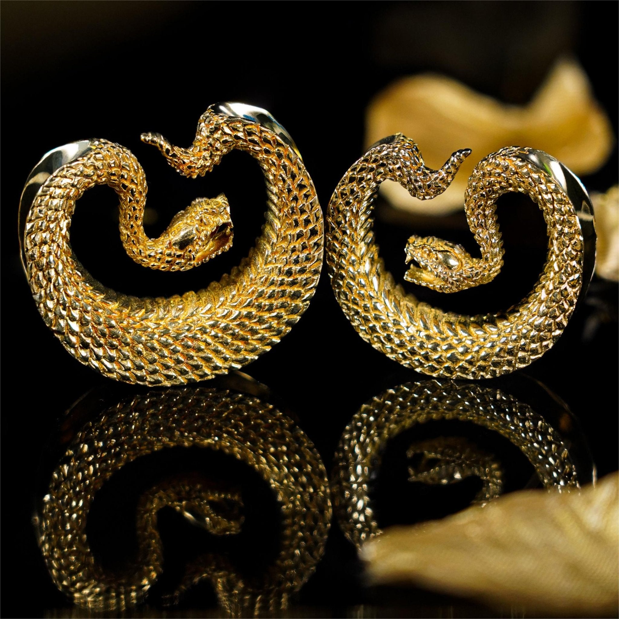 PunkPlugs Snake Steel Ear Tunnels SaddlesRose Gold0g (8mm) - PunkPlugs