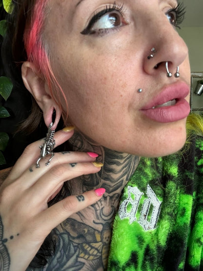 PunkPlugs Alien Ear HangersGoldSingle (1 piece) - PunkPlugs