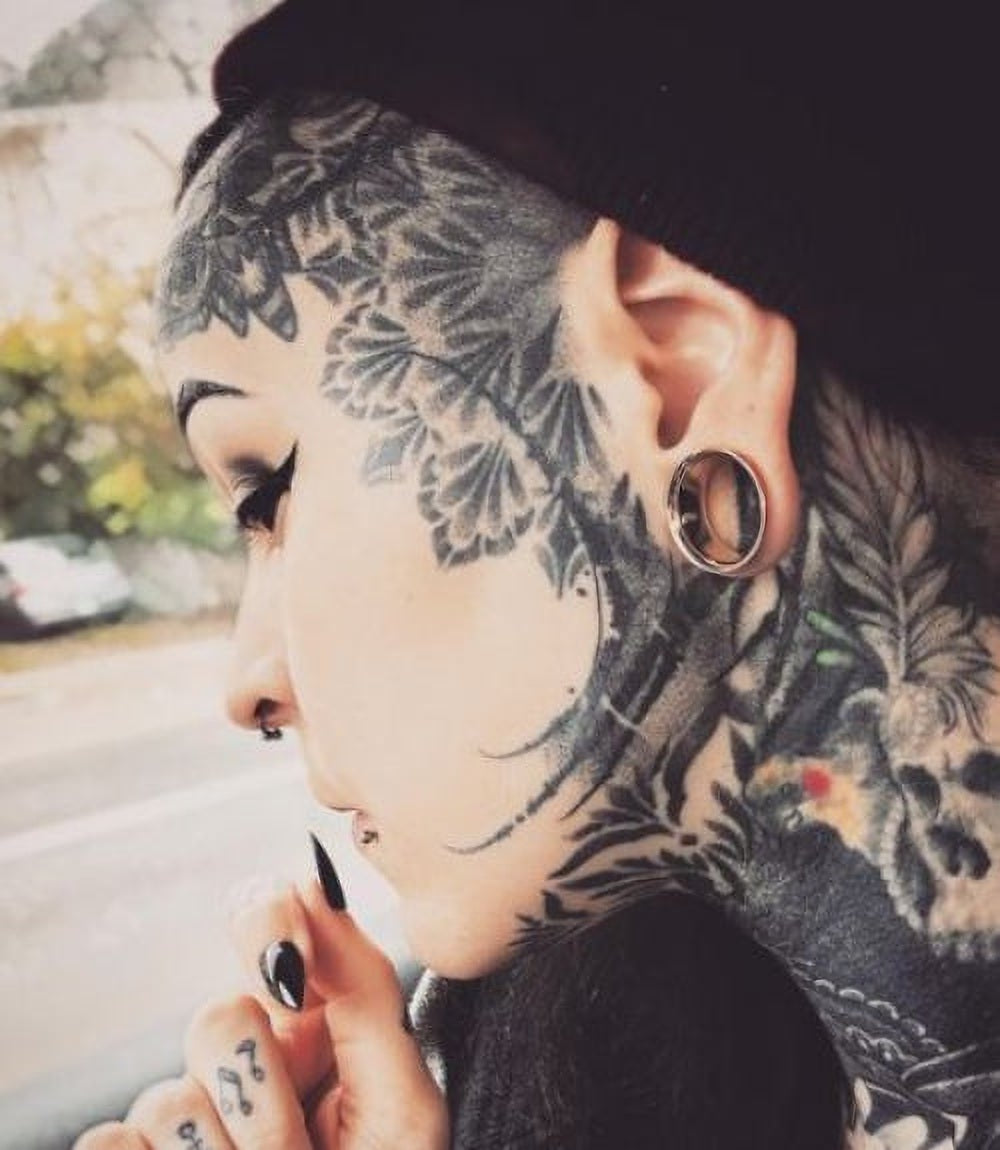 double flared ear tunnels