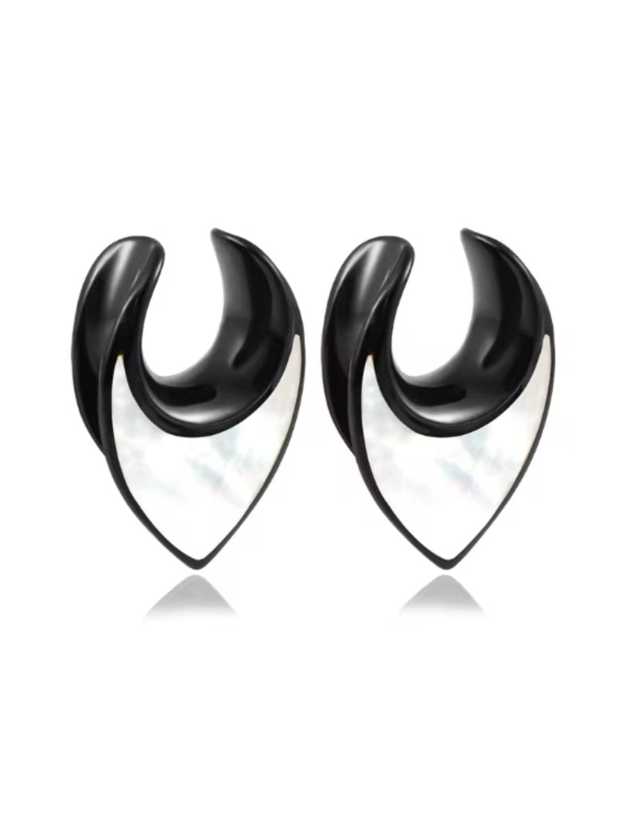 PunkPlugs Notch White Shell Inlay Ear SaddlesBlack0g (8mm) - PunkPlugs