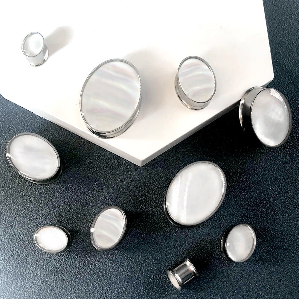 PunkPlugs Pearl Oval Ear Plugs GaugesSilver0g (8mm) - PunkPlugs